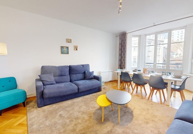 Ferienwohnung in Strasbourg - wyl hypercentre 2 chambres salon 2 sdb 2br 2bth Ferienwohnung in Strasbourg - wyl hypercentre 2 chambres salon 2 sdb 2br 2bth