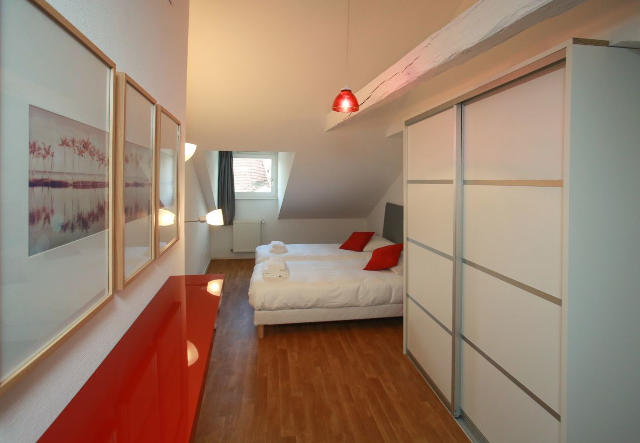 Wohnung in Colmar - bloch duplex 165m2 city center 4br3bth