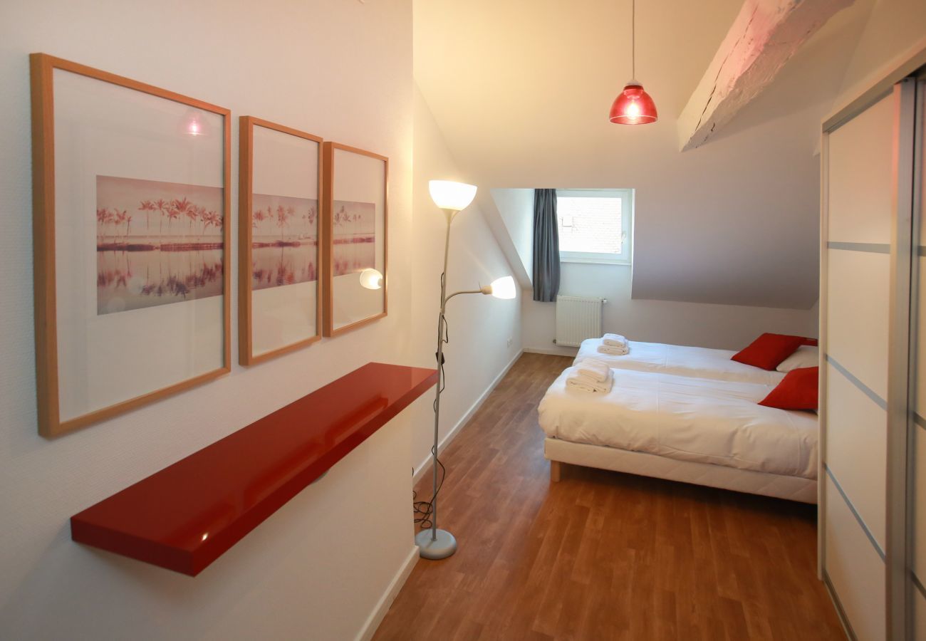 Ferienwohnung in Colmar - bloch duplex 165m2 city center 4br3bth