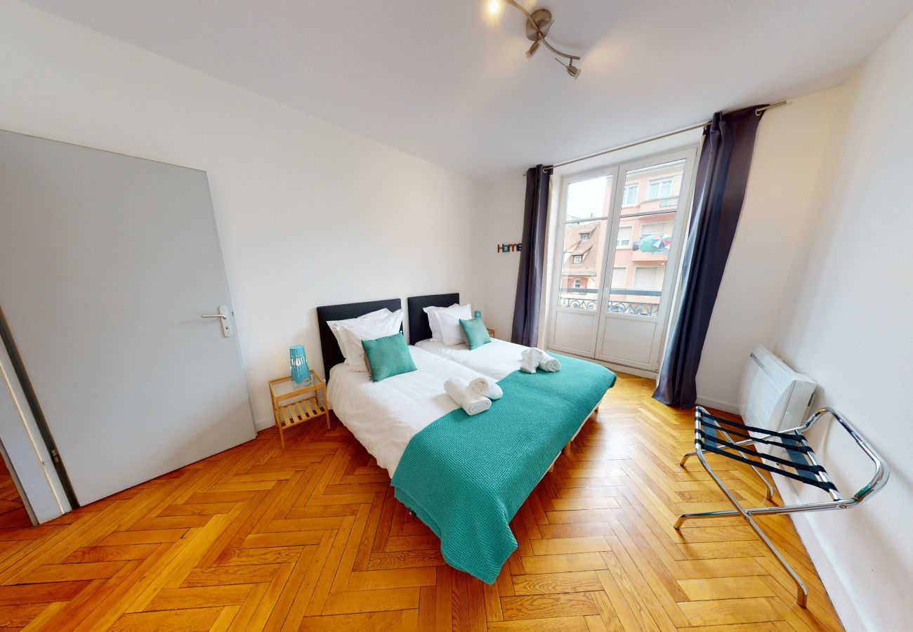 Ferienwohnung in Strasbourg - netter 70m2 city center    2br