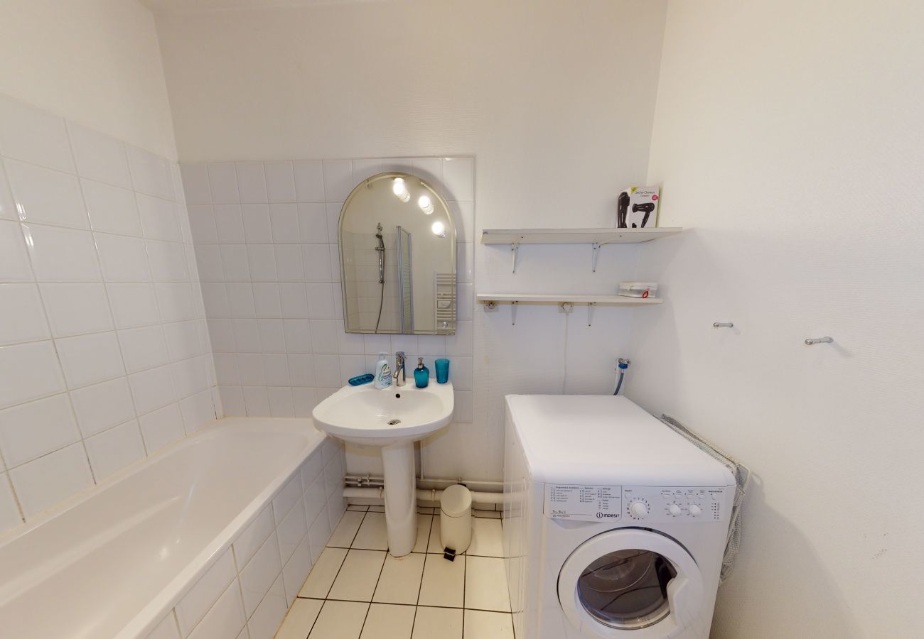 Ferienwohnung in Strasbourg - netter 70m2 city center    2br