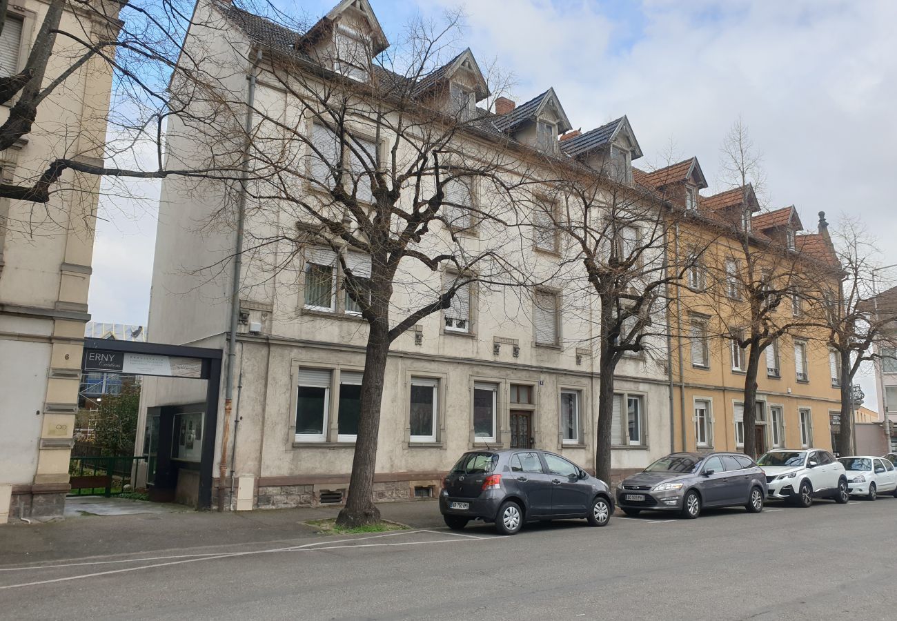 Ferienwohnung in Colmar - chez thomas 72m2 colmar 2br