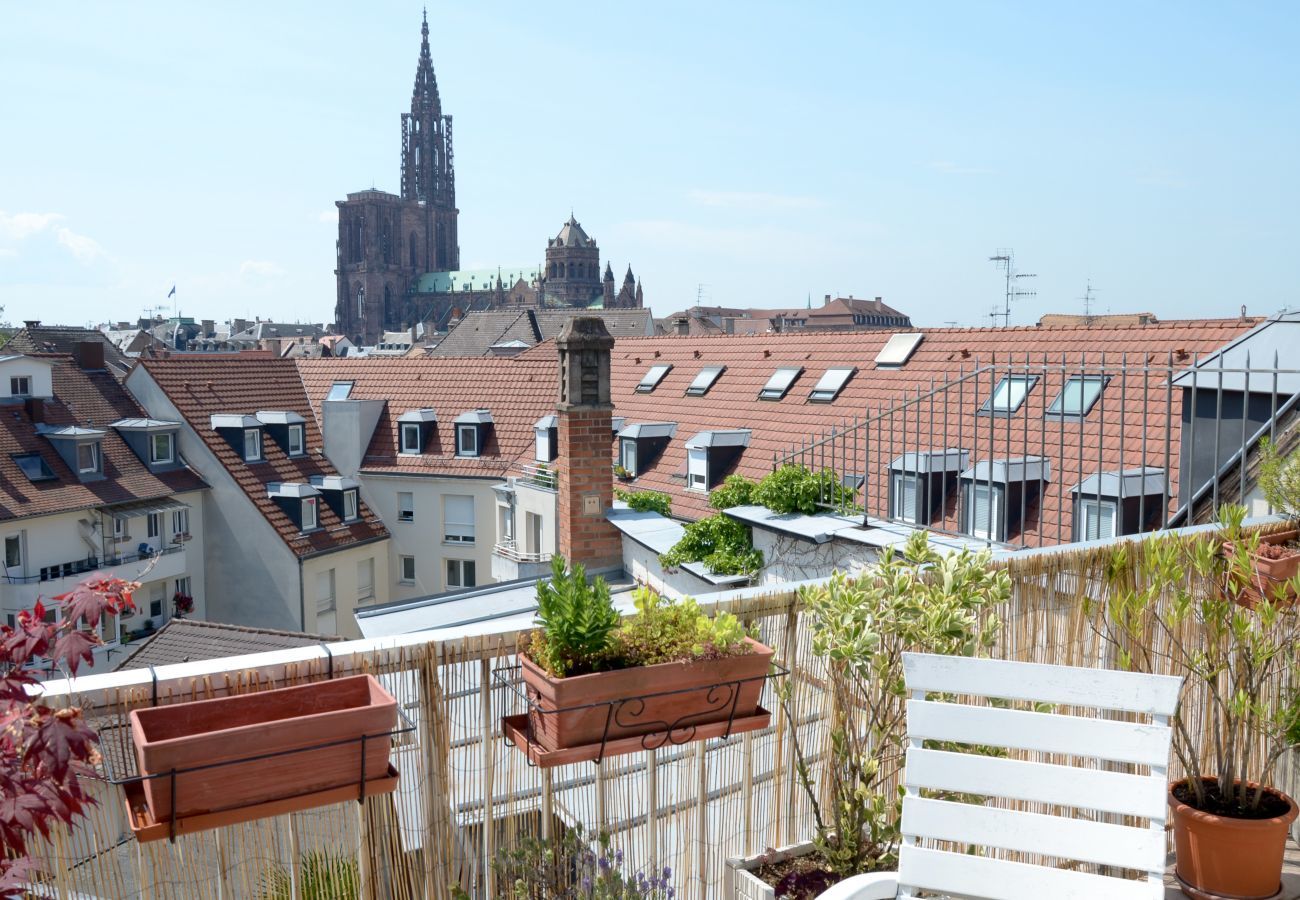 Ferienwohnung in Strasbourg - emilie 145m2 ac 1 free parking 4br 2bth