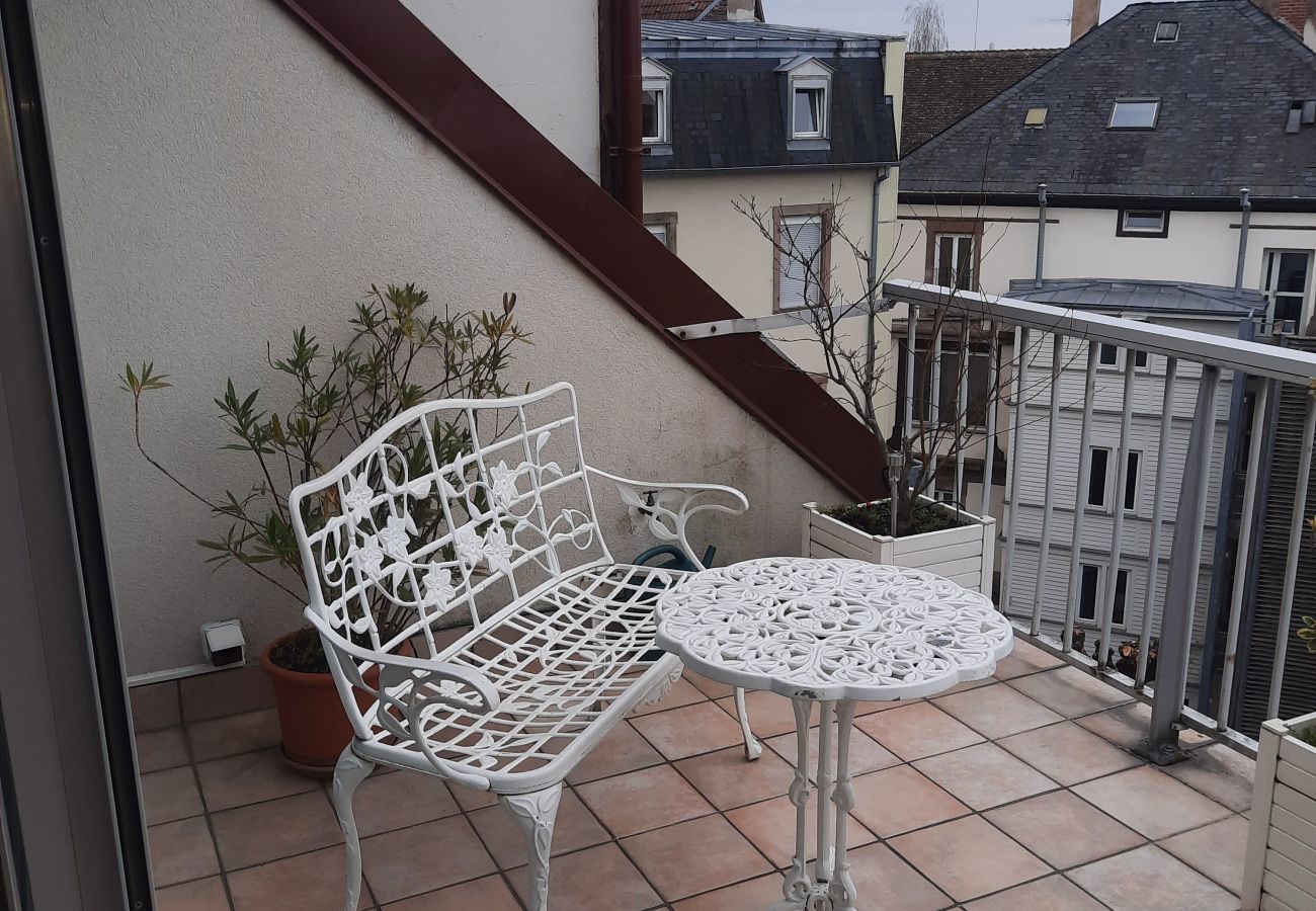 Ferienwohnung in Strasbourg - emilie 145m2 ac 1 free parking 4br 2bth