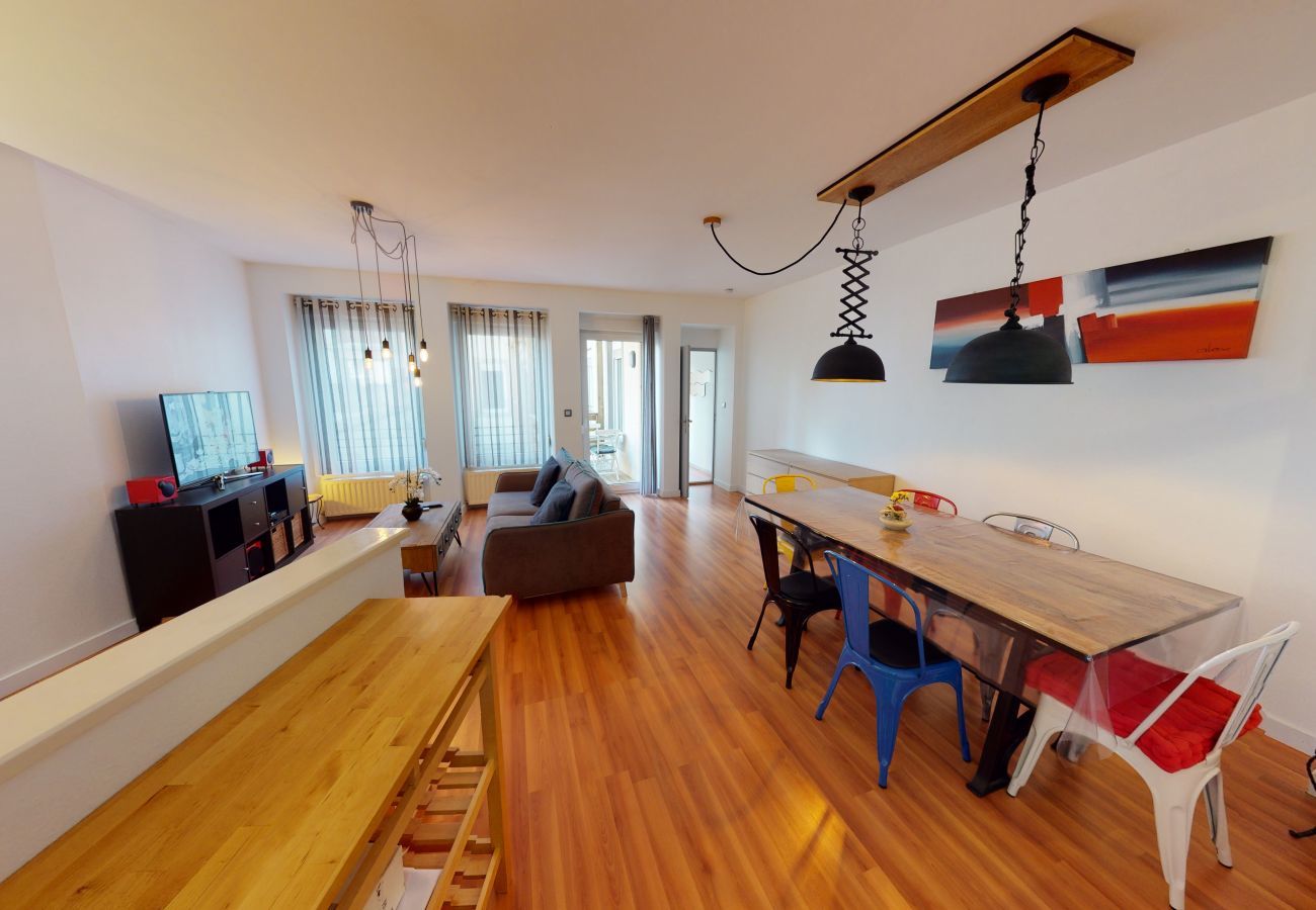 Ferienwohnung in Strasbourg - le 23 appartement 65m2   up to 6