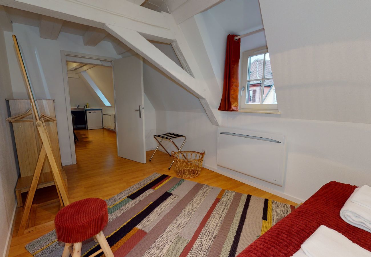 Ferienwohnung in Colmar - lazare ac 103m2 avec terrasse city center 4br 2bth