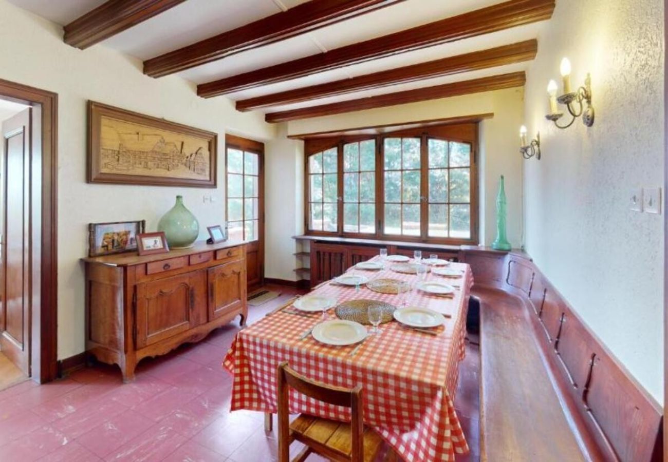 Ferienhaus in La Walck - Villa familiale - Piscine, Tennis & Parc privé