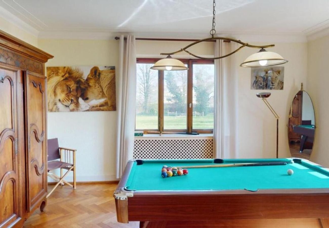 Ferienhaus in La Walck - Villa familiale - Piscine, Tennis & Parc privé