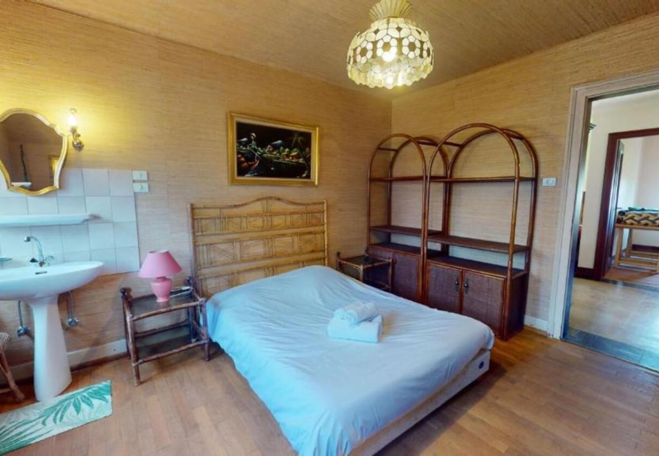 Ferienhaus in La Walck - Villa familiale - Piscine, Tennis & Parc privé