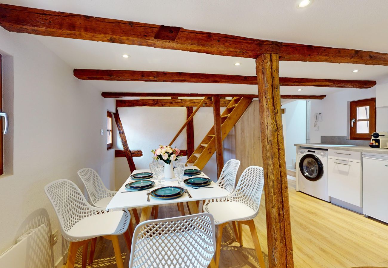 Aparthotel in Colmar - Ancien Relais 4 Duplex Clim/A-C
