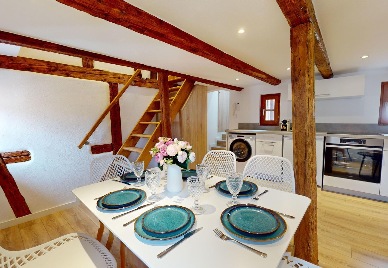 Aparthotel in Colmar - Ancien Relais 4 Duplex Clim/A-C
