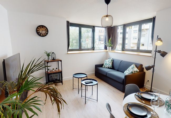 Apartment in Strasbourg - hallesgare 1 free parking up to 4 Apartment in Strasbourg - hallesgare 1 free parking up to 4