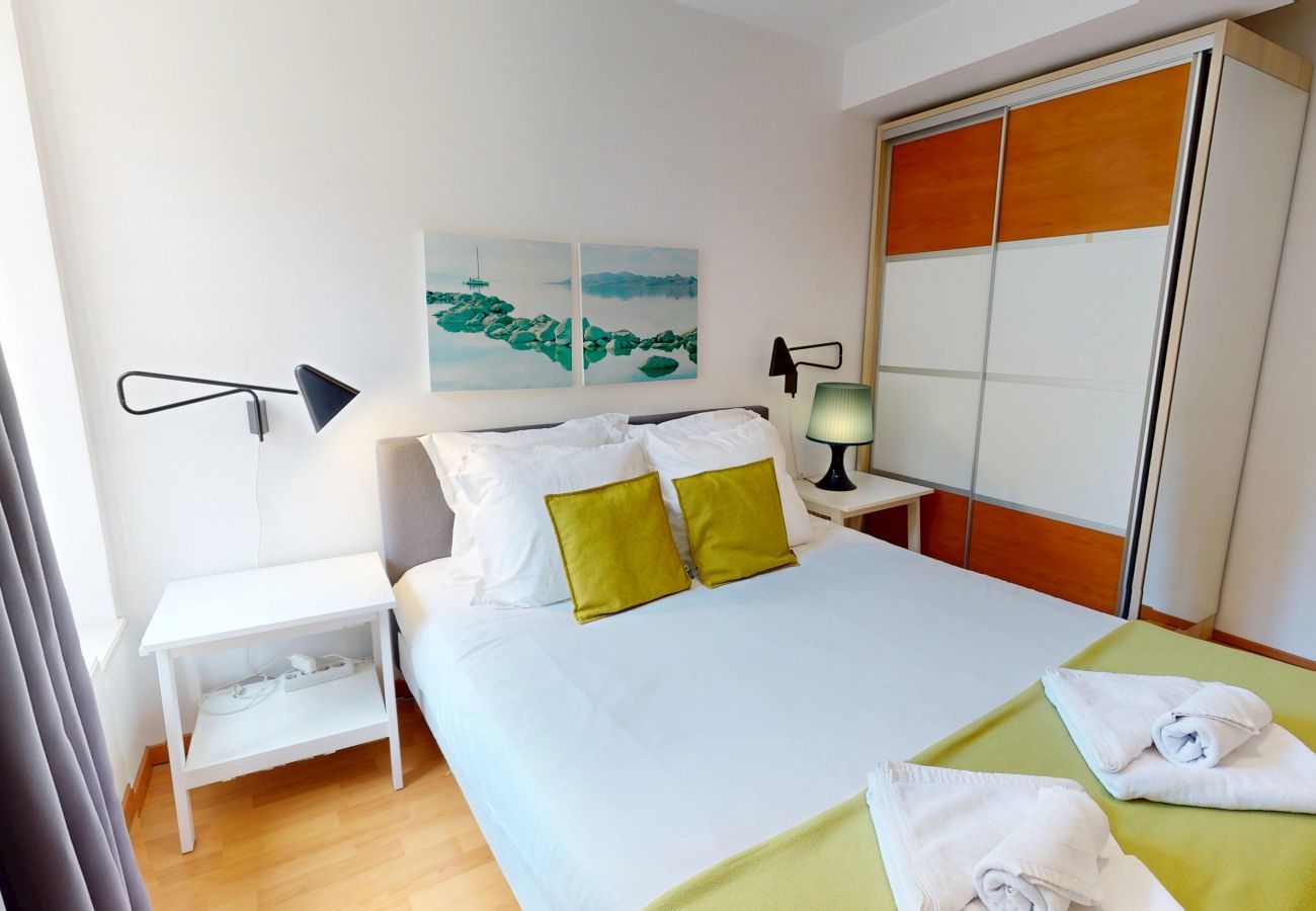 Apartment in Colmar - dollfus 80m2 city center 2br