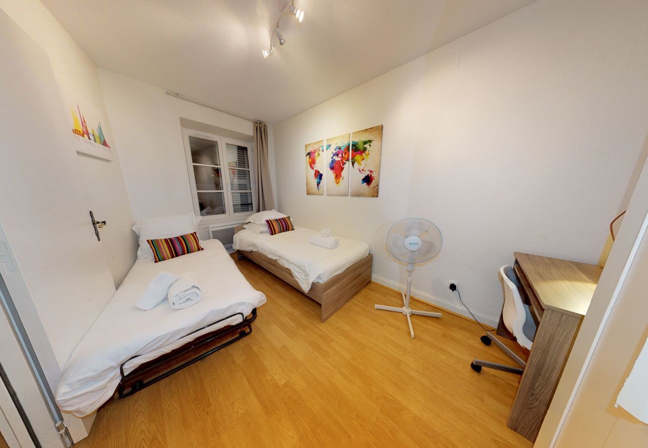 Apartment in Strasbourg - marceau 70m2 city center    2br