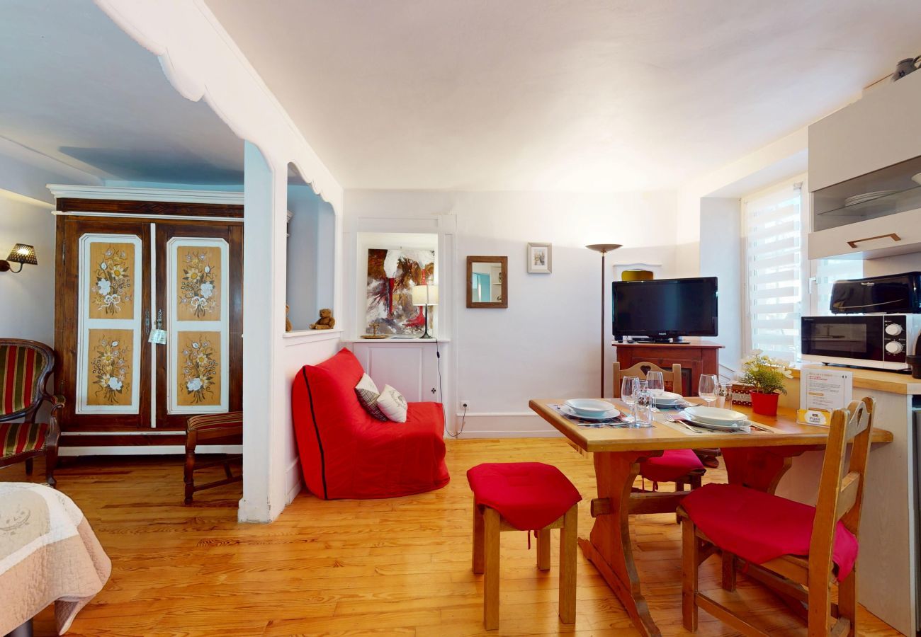 Studio in Colmar - le logis du marechal with access to lounge