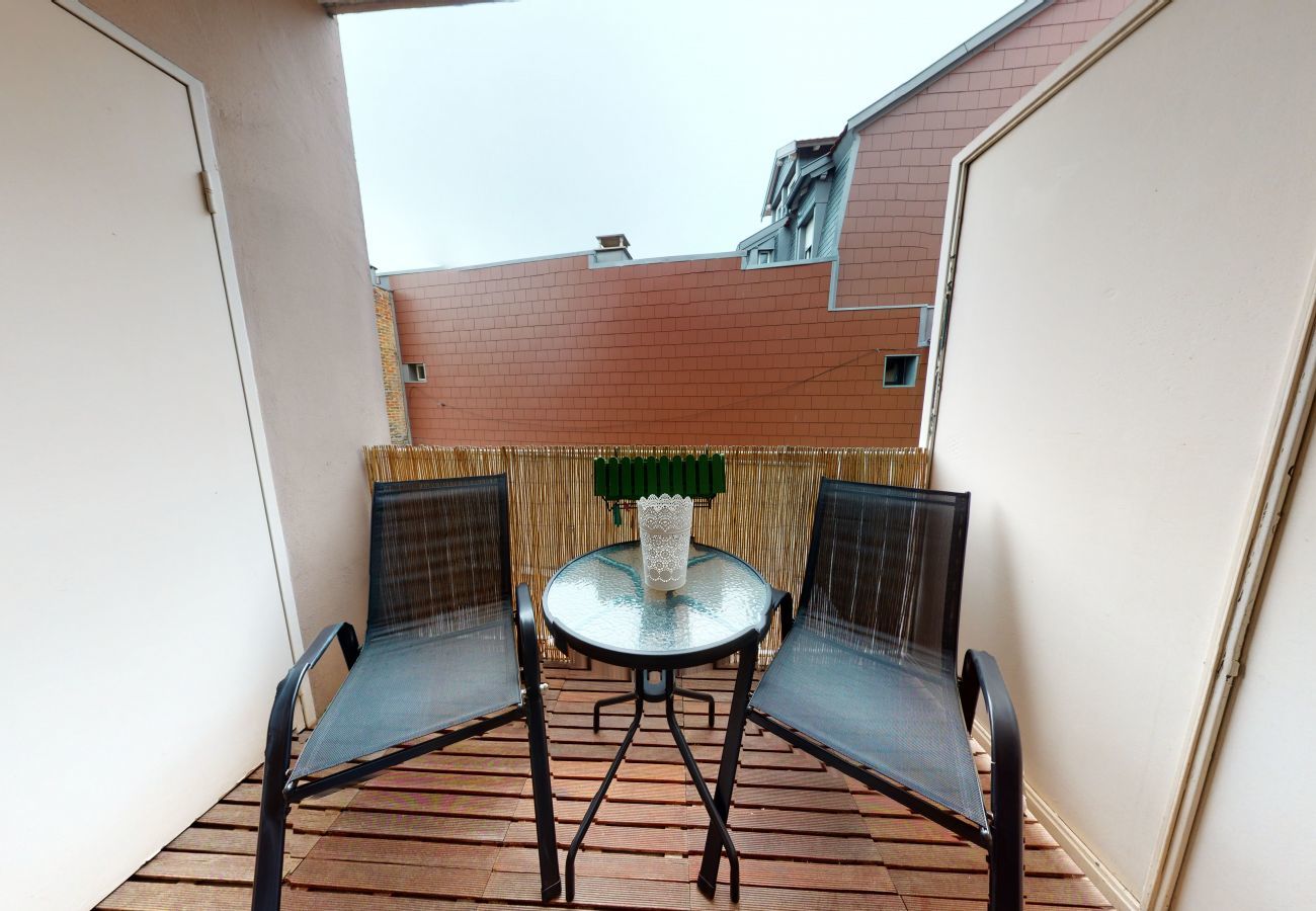 Apartment in Colmar - le nid cosy + 1 free garage - up to 2