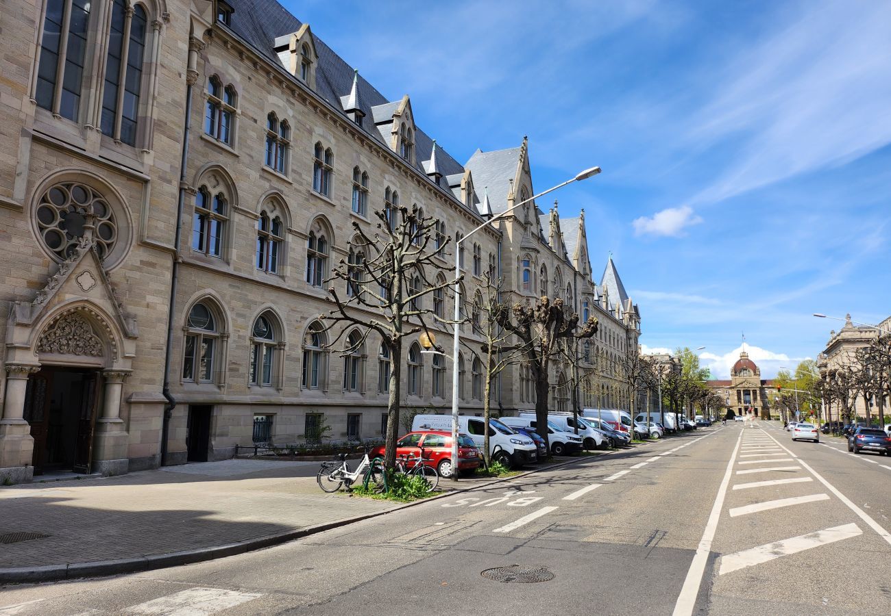 Studio in Strasbourg - Studio Hotel des Postes Bail mobilité
