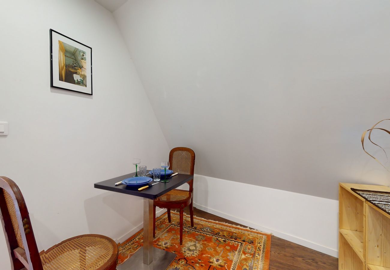 Rent by room in Colmar - Chambre d'hôtes Jeanne d'arc