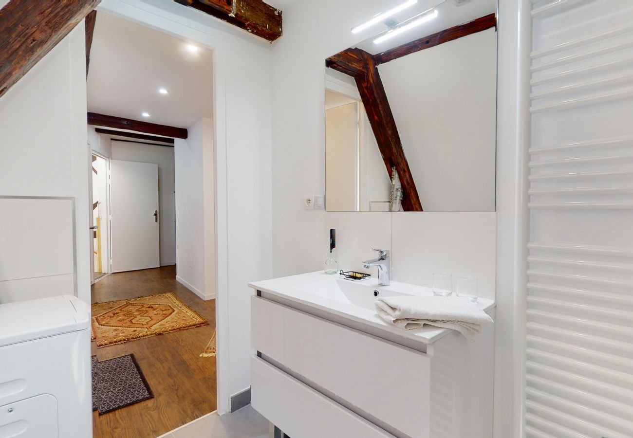 Rent by room in Colmar - Chambre d'hôtes Jeanne d'arc