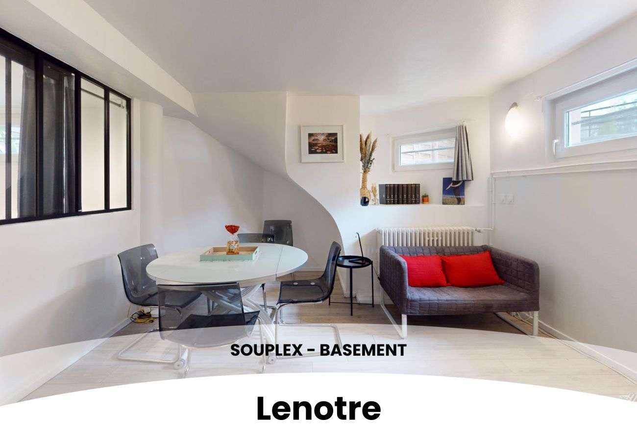 Apartment in Strasbourg - Souplex Lenotre Terrasse Proche Parlement