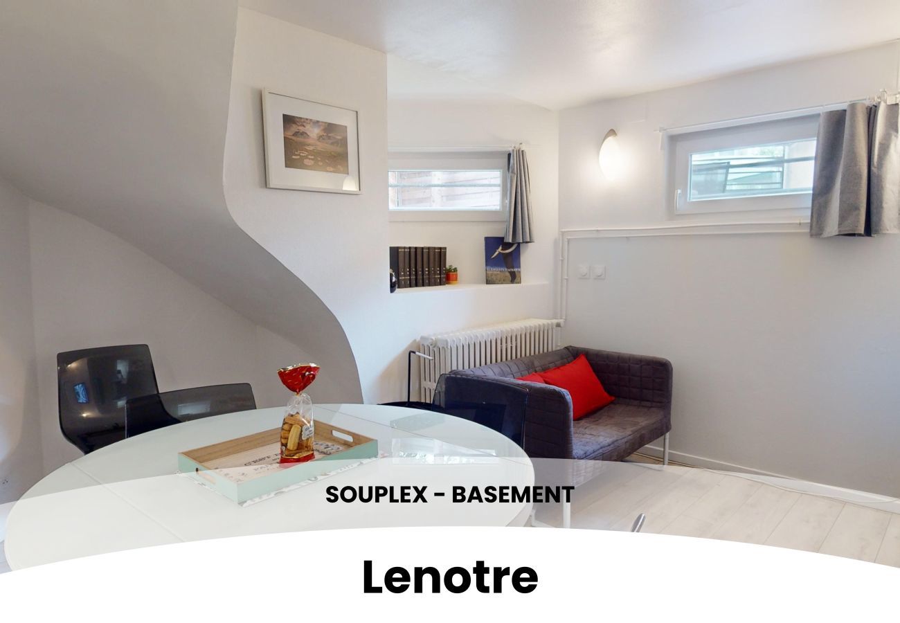 Apartment in Strasbourg - Souplex Lenotre Terrasse Proche Parlement