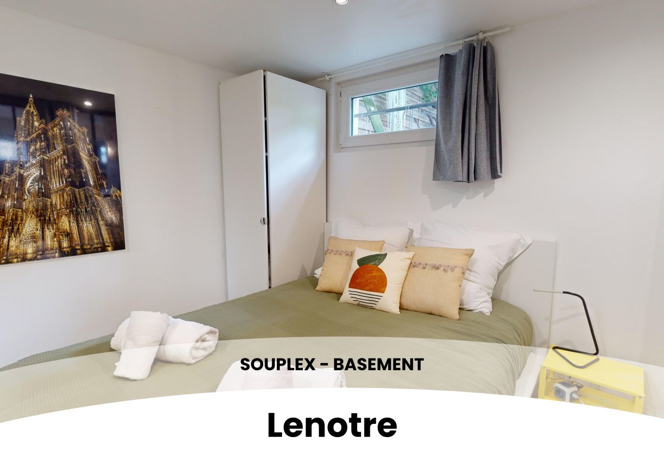 Apartment in Strasbourg - Souplex Lenotre Terrasse Proche Parlement