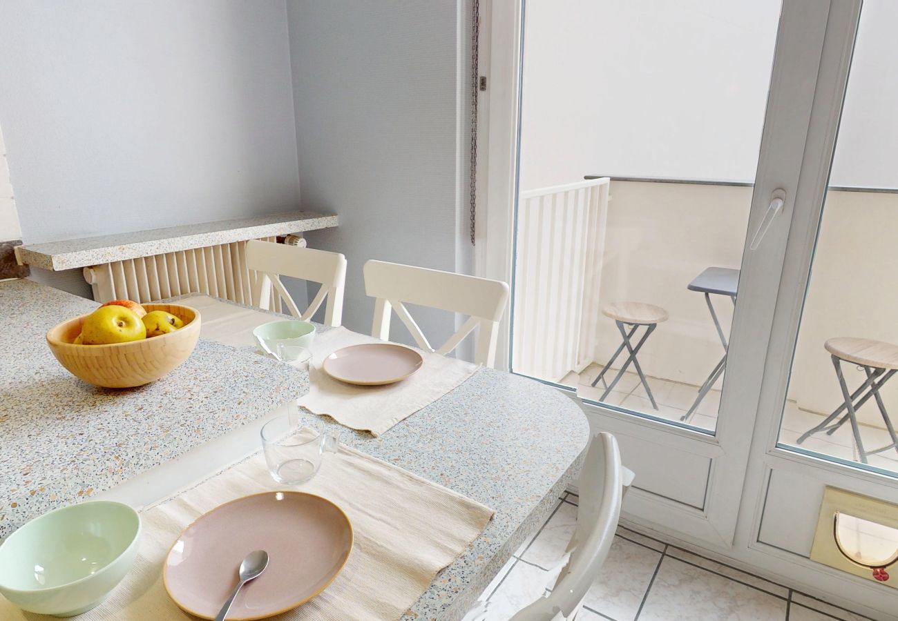 Apartment in Colmar - Chez Léa + 1 parking