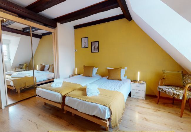 Apartamento en Colmar - le saphir 1 free parking city center 3br 2bt Apartamento en Colmar - le saphir 1 free parking city center 3br 2bt