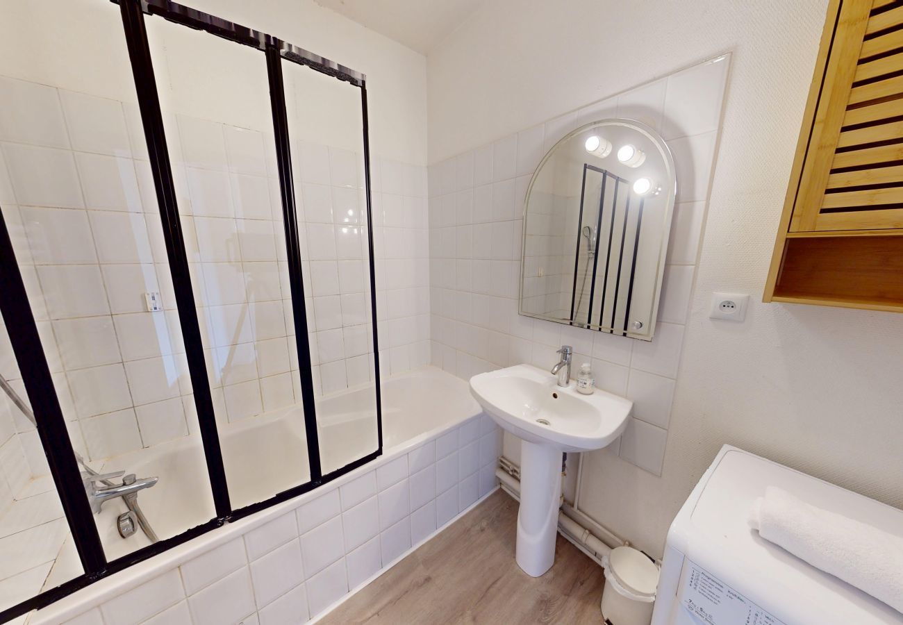 Apartamento en Strasbourg - netter 70m2 city center    2br