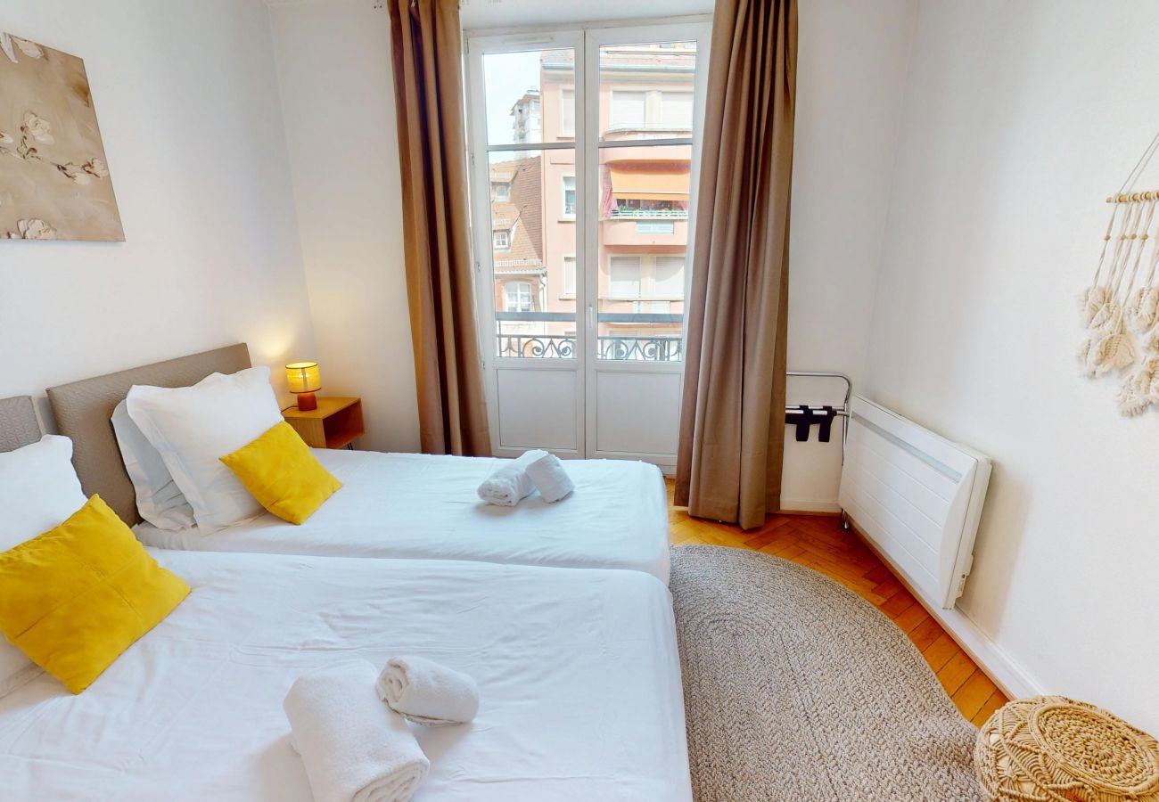 Apartamento en Strasbourg - netter 70m2 city center    2br