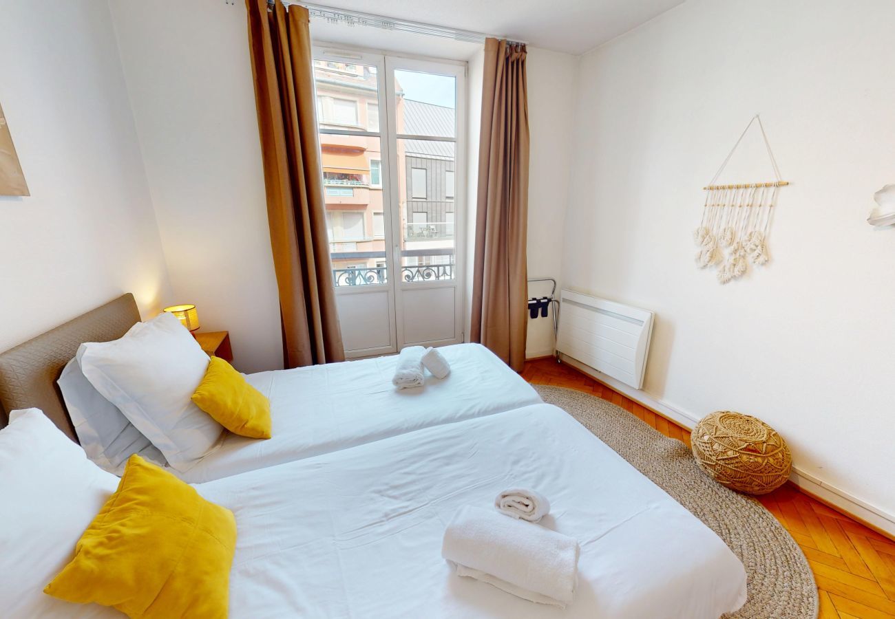 Apartamento en Strasbourg - netter 70m2 city center    2br