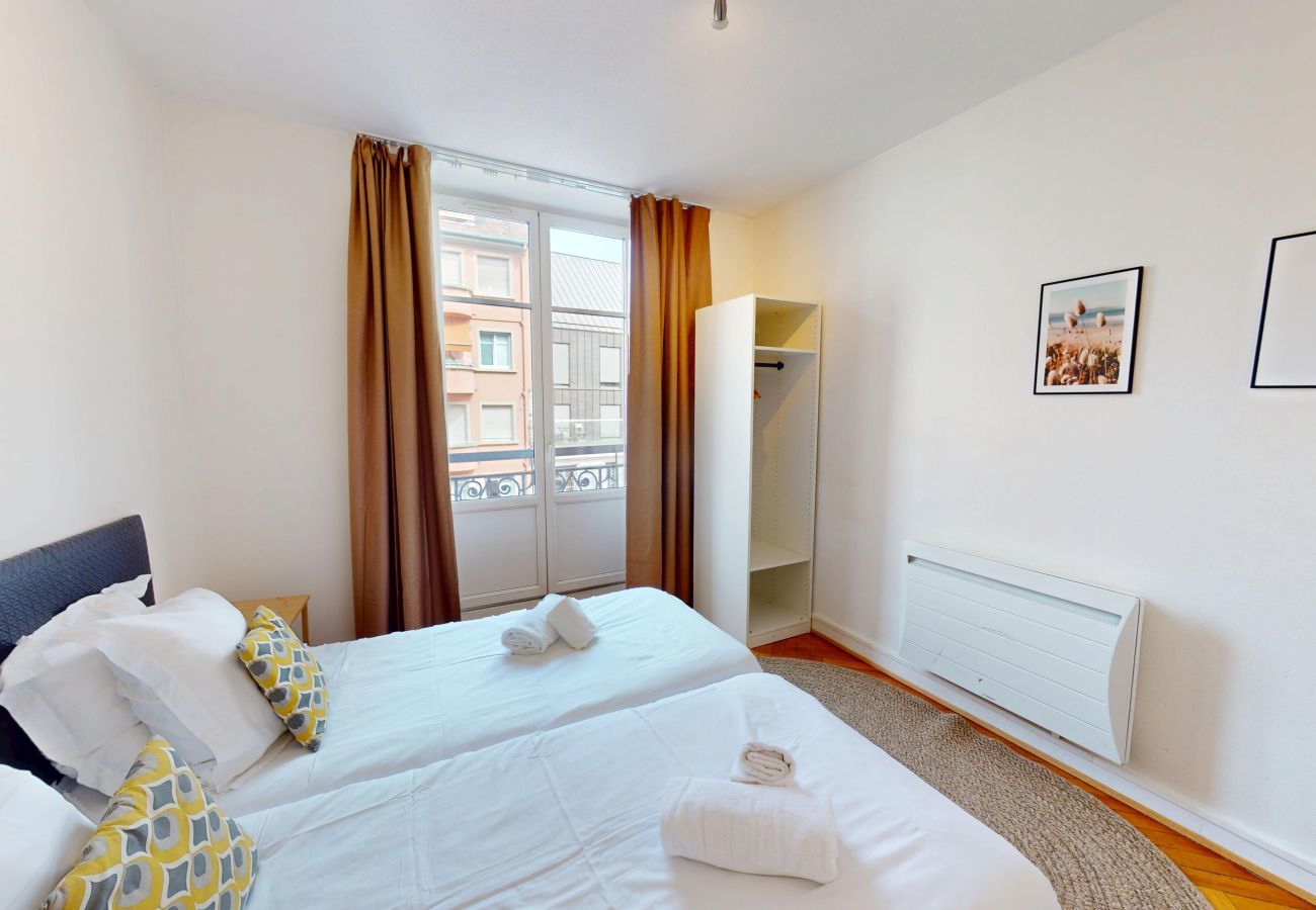 Apartamento en Strasbourg - netter 70m2 city center    2br