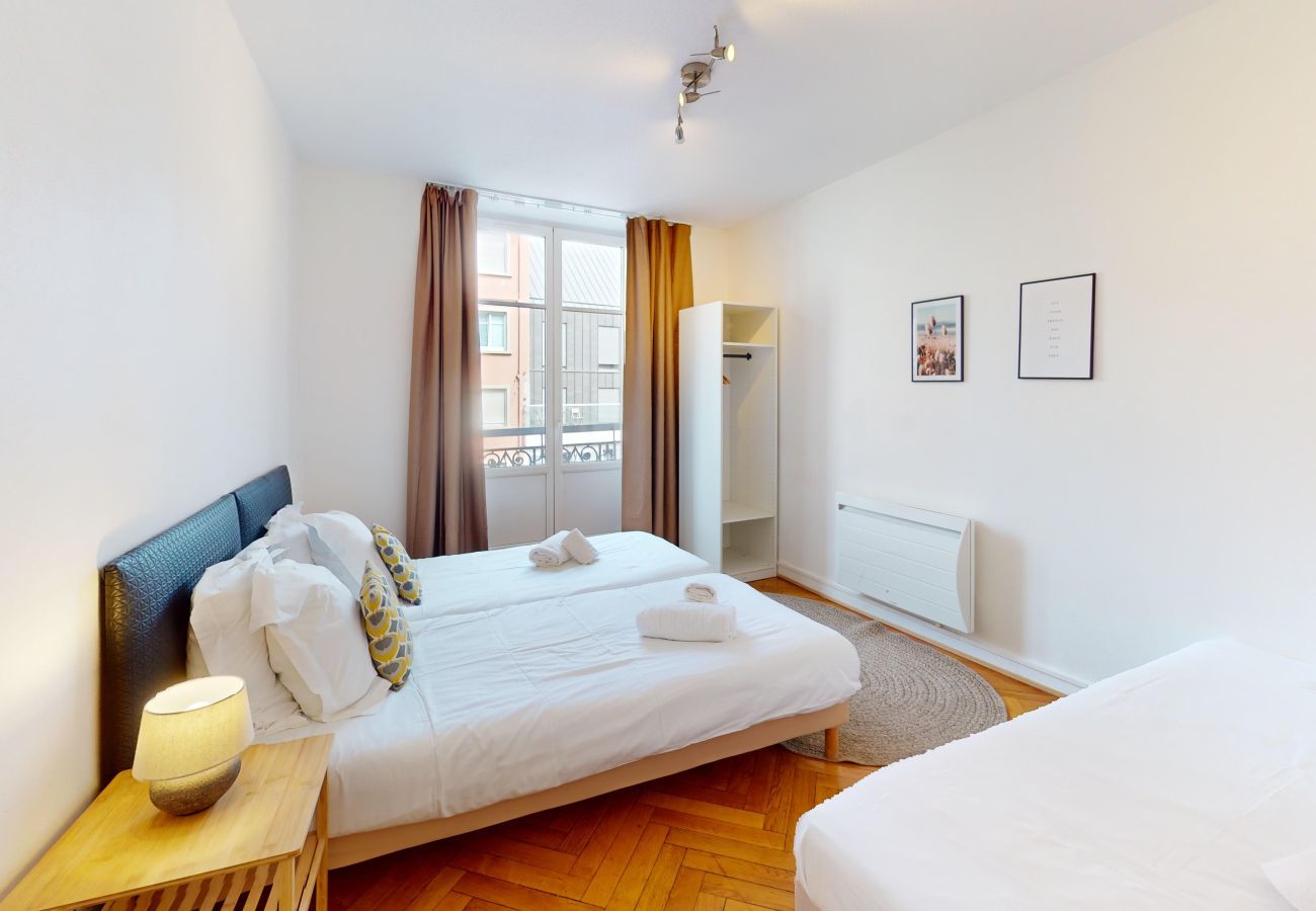 Apartamento en Strasbourg - netter 70m2 city center    2br