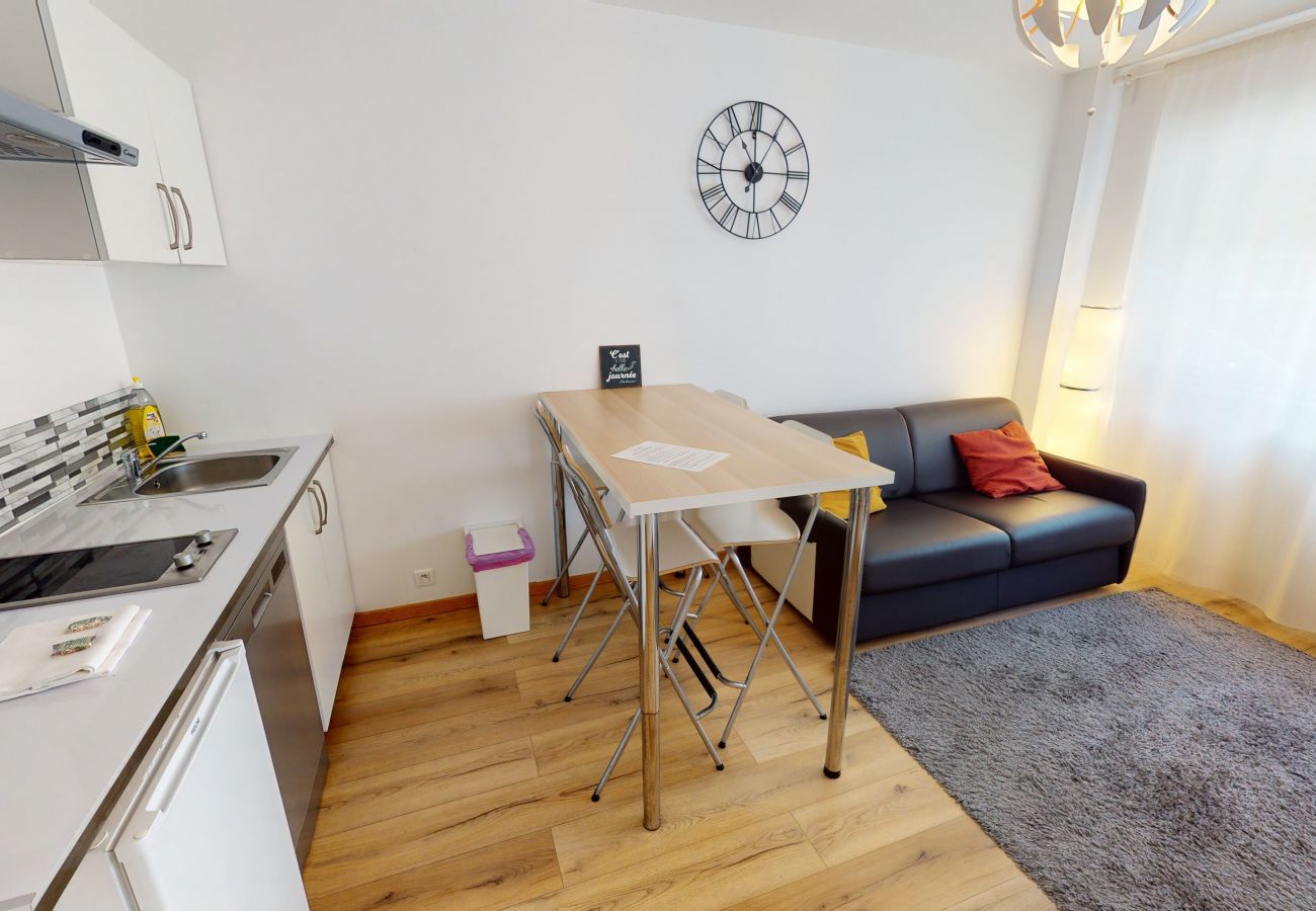 Apartamento en Strasbourg - aux bons amis parlement orangerie  up to 4