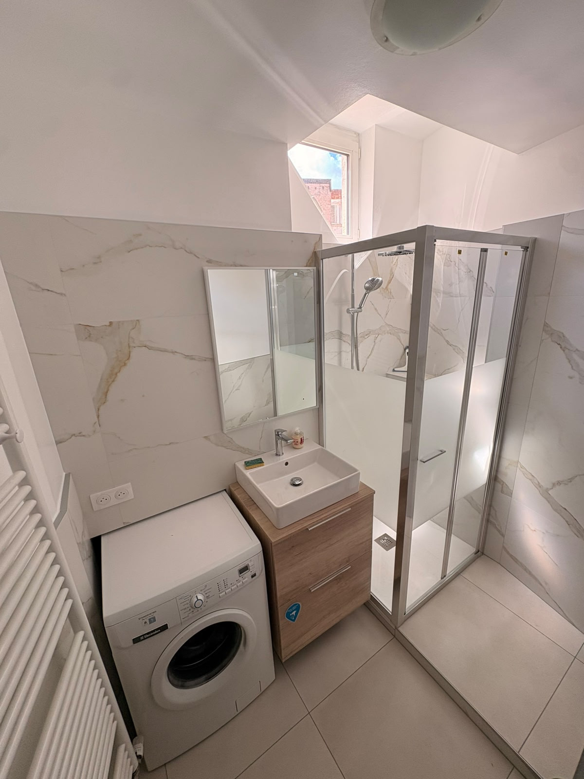  à Strasbourg - le 23 appartement 65m2   up to 6