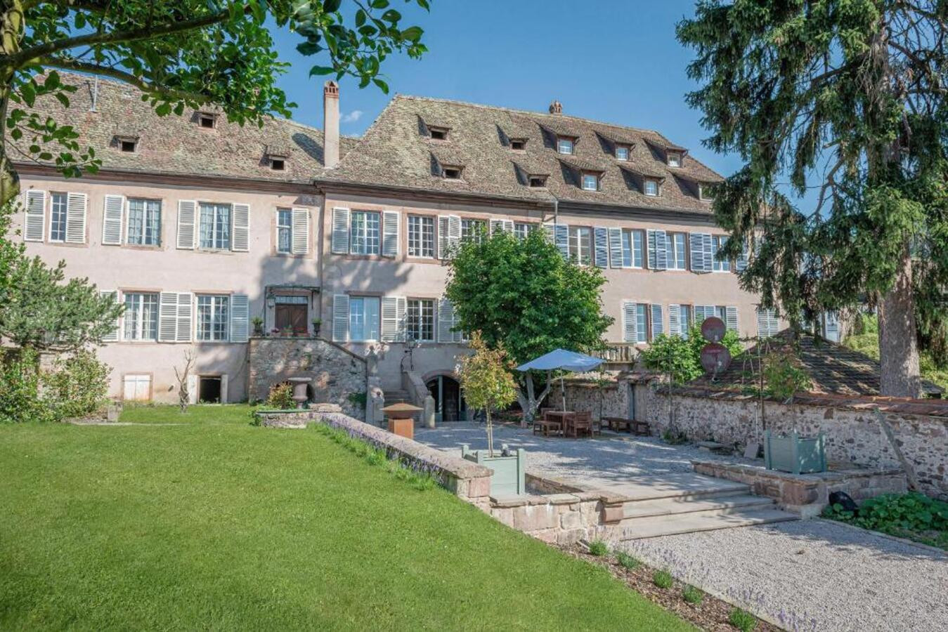  à Andlau - Jardin de l'Abbaye demeure de charme 4adults 2kids