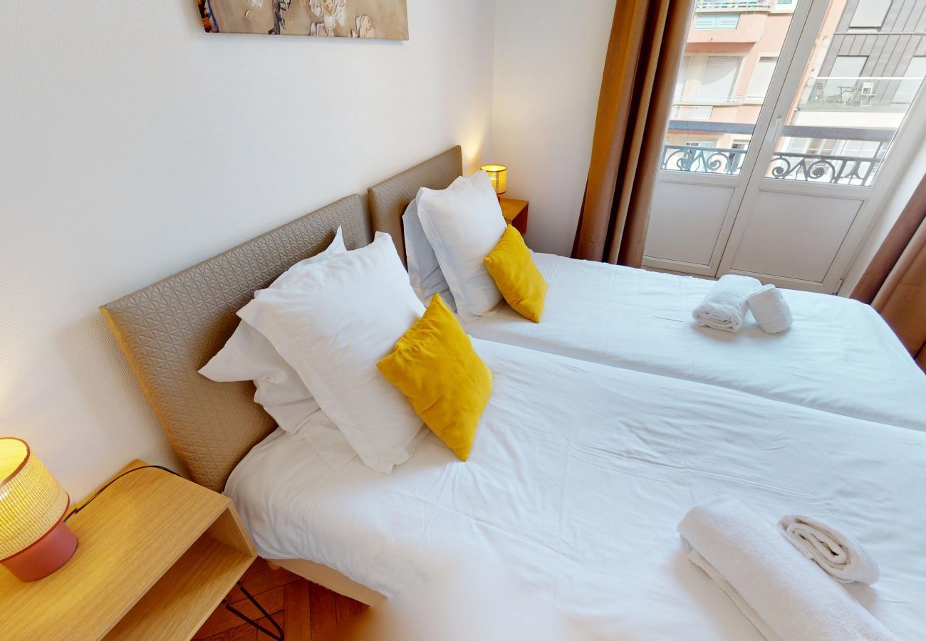 Appartement à Strasbourg - netter 70m2 city center    2br