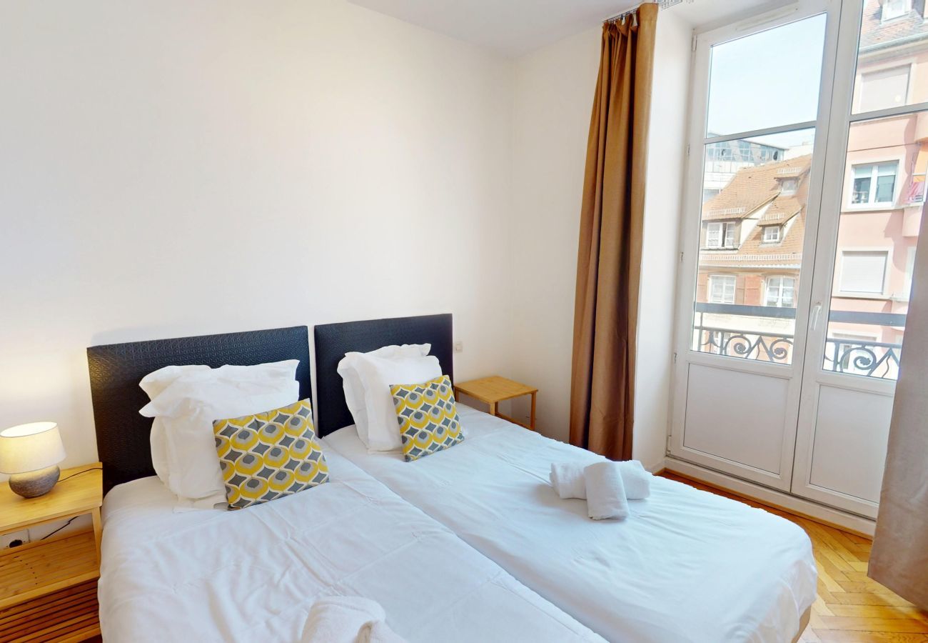 Appartement à Strasbourg - netter 70m2 city center    2br