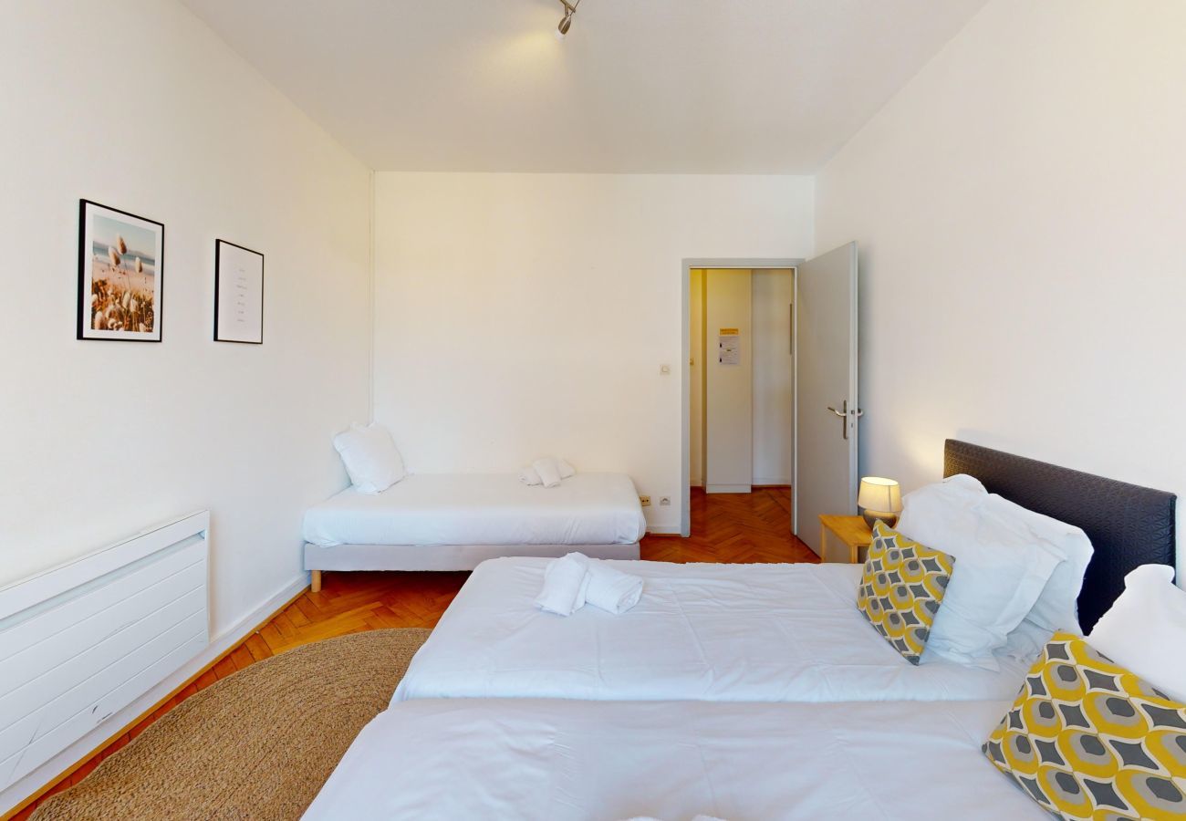 Appartement à Strasbourg - netter 70m2 city center    2br