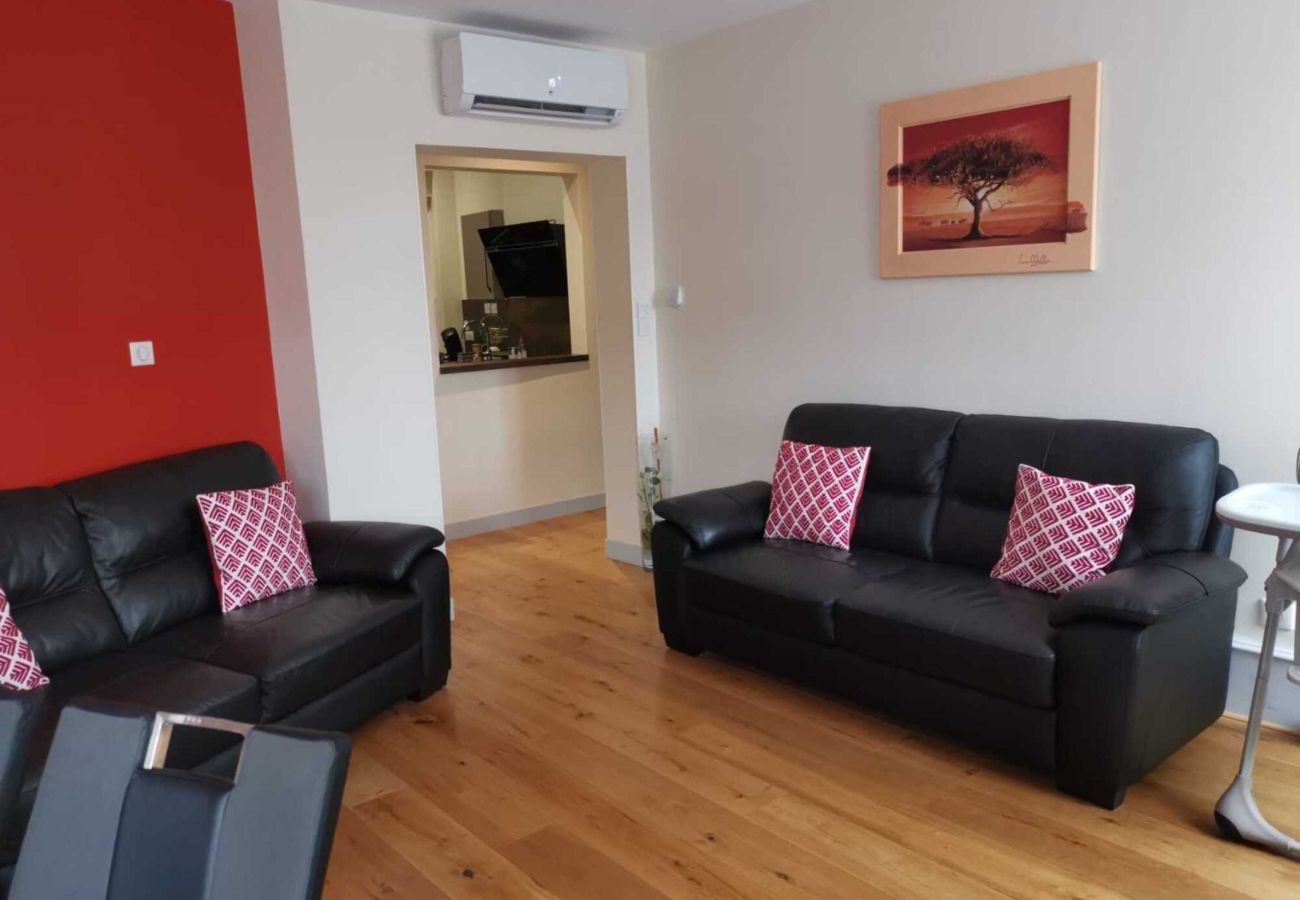 Appartement à Colmar - le muguet  92m2 and 1 free garage          3br