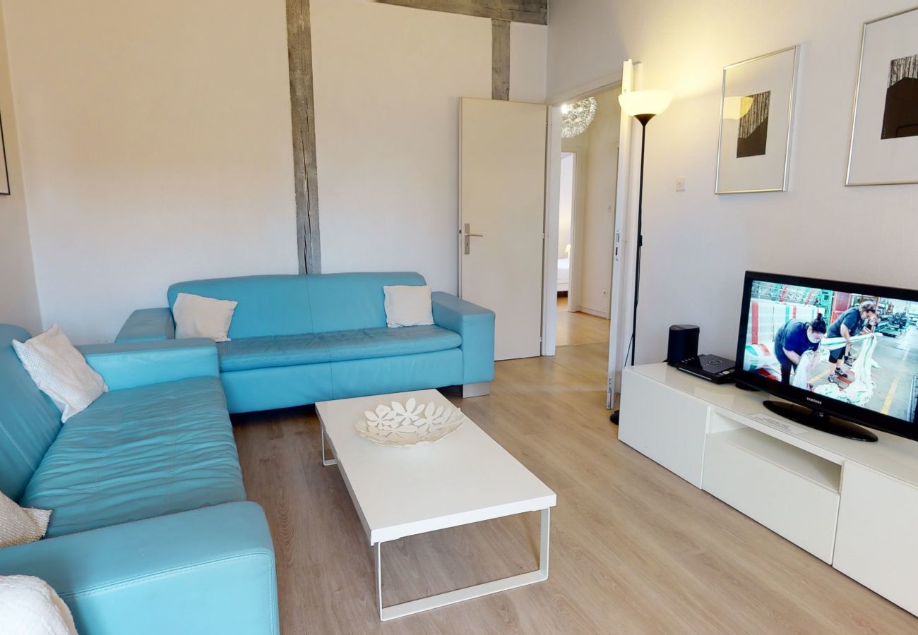 Appartement à Colmar - tel un songe blanc 73m2         2br