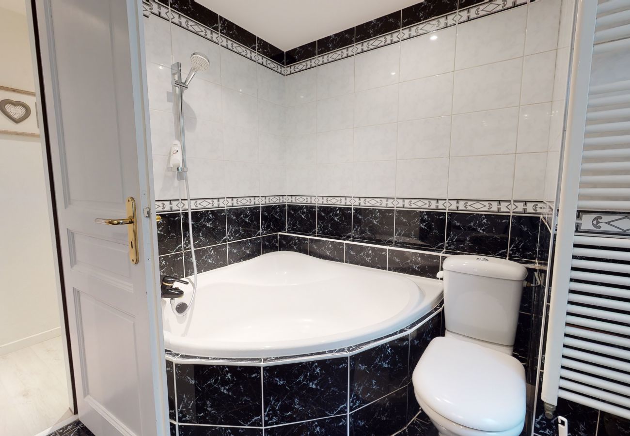 Appartement à Strasbourg - la suite du bouchon city center apartment up  to 4