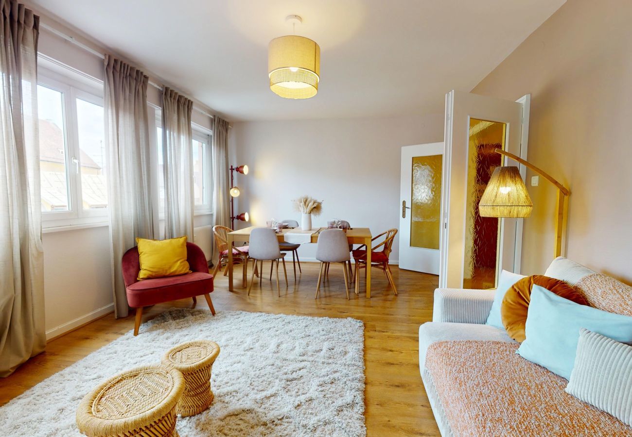 Appartement à Colmar - Chez Léa + 1 parking