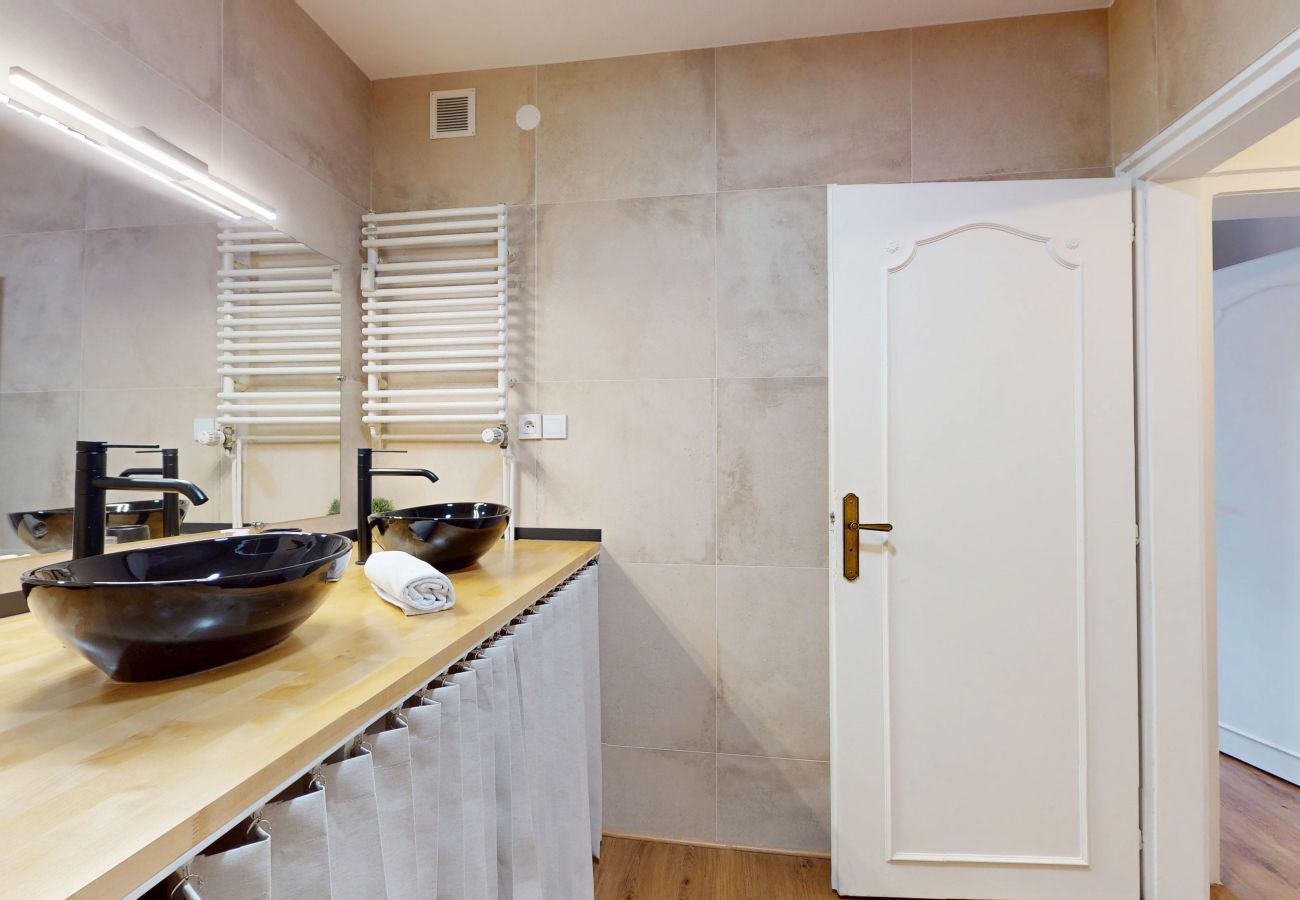 Appartement à Colmar - Chez Léa + 1 parking