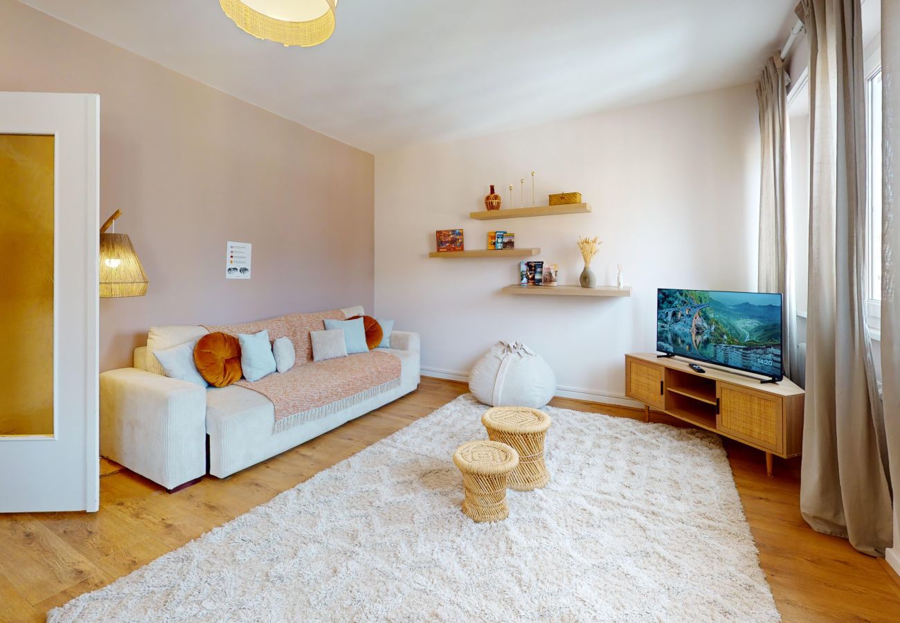 Appartement à Colmar - Chez Léa + 1 parking