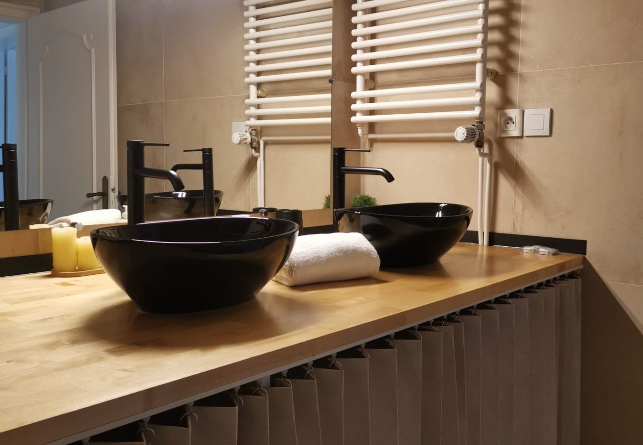 Appartement à Colmar - Chez Léa + 1 parking