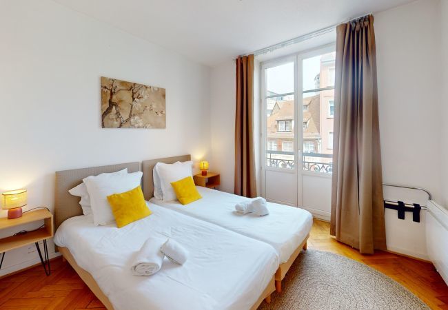公寓 在 Strasbourg - netter 70m2 city center    2br