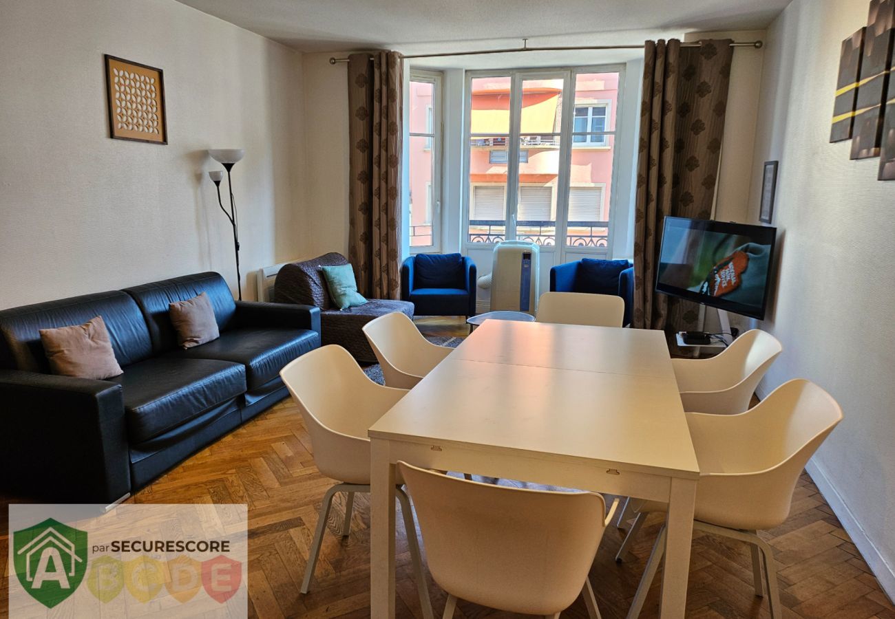 公寓 在 Strasbourg - netter 70m2 city center    2br