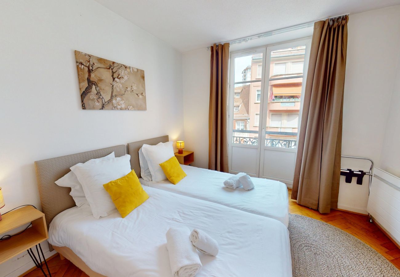 公寓 在 Strasbourg - netter 70m2 city center    2br