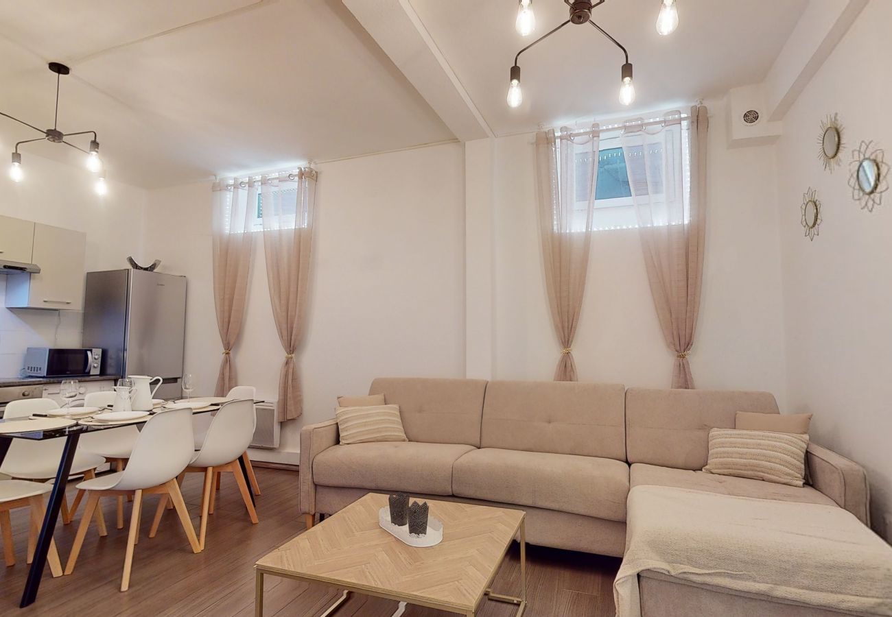 公寓 在 Strasbourg - beau bourg quartier halles    2br